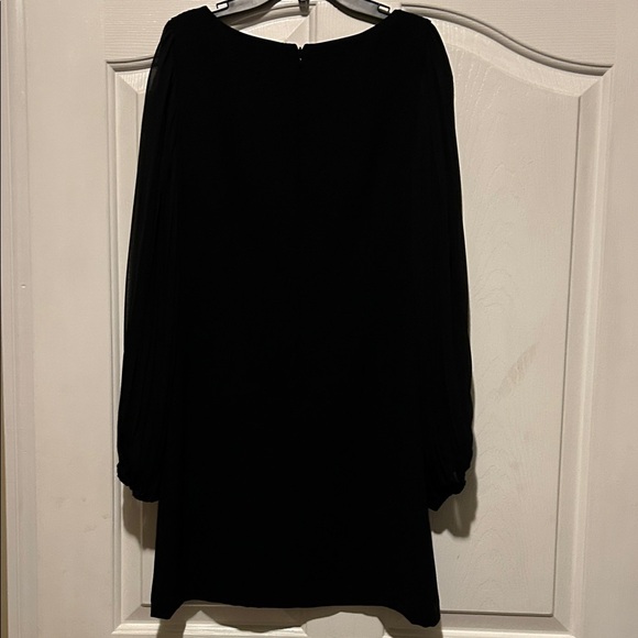 White House/Black Market Elegant Black Dress - Picture 5 of 7